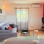 Elza Apartment