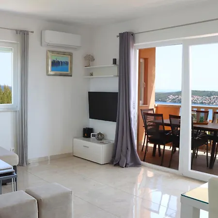 Apartman Elza Trogir