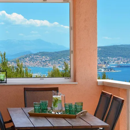 Apartment Elza *