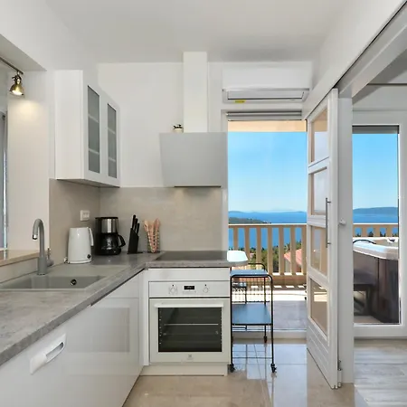 Elza Apartman Trogir