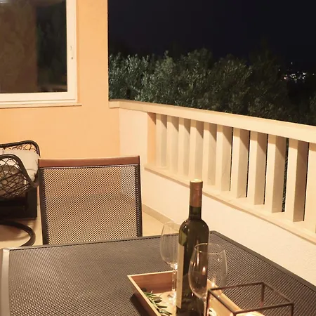 Elza Apartman Trogir